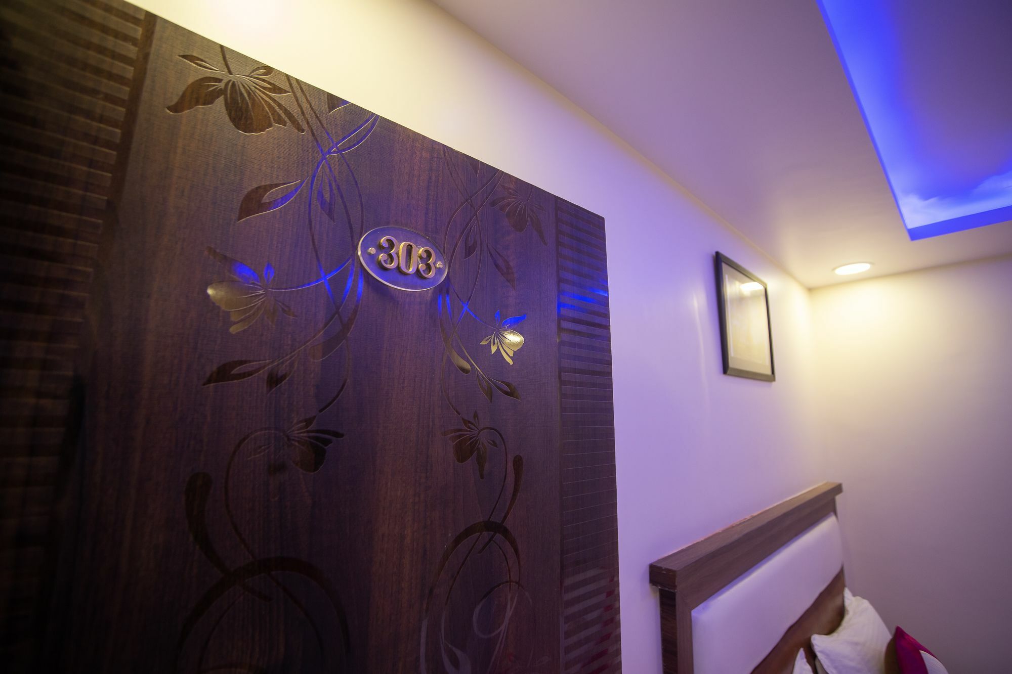 Hotel Sarthak Palace - By Pooja Hospitality New Delhi Exteriör bild