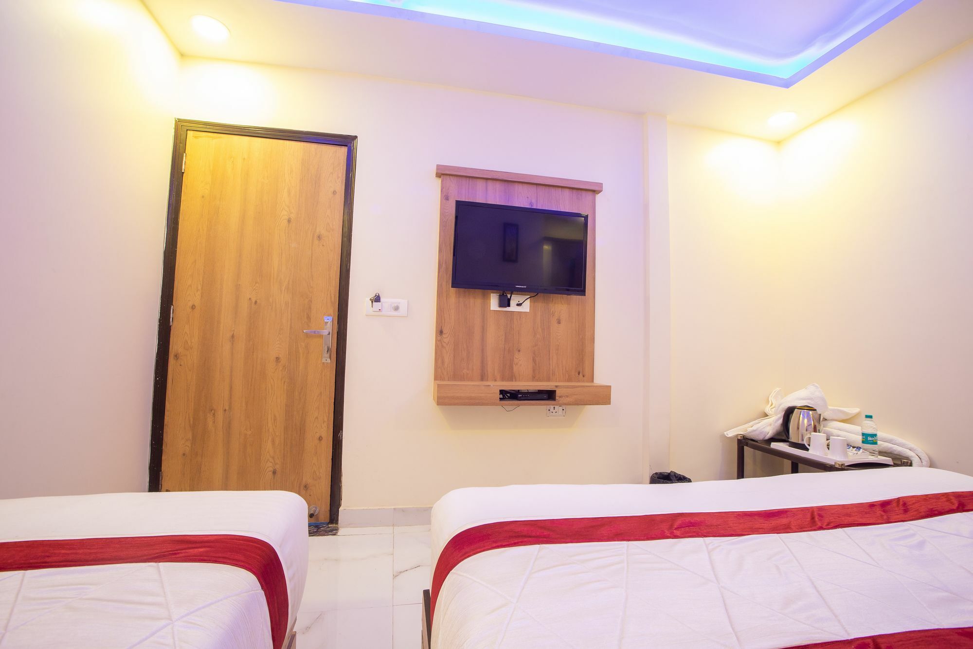 Hotel Sarthak Palace - By Pooja Hospitality New Delhi Exteriör bild