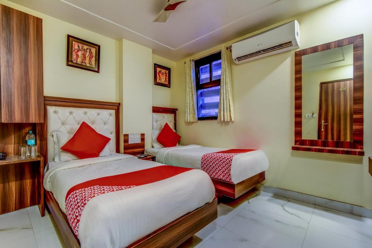 Hotel Sarthak Palace - By Pooja Hospitality New Delhi Exteriör bild