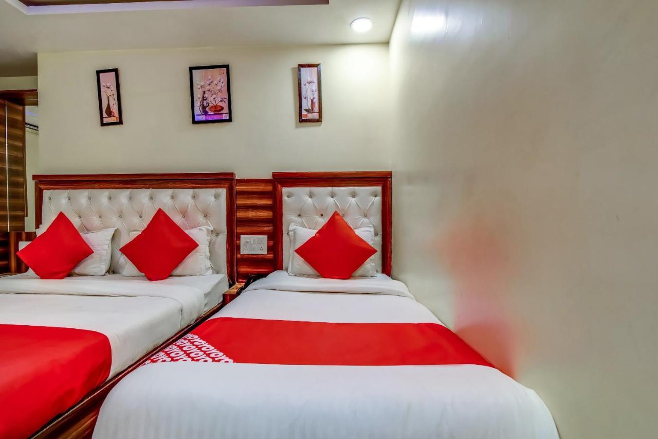 Hotel Sarthak Palace - By Pooja Hospitality New Delhi Exteriör bild