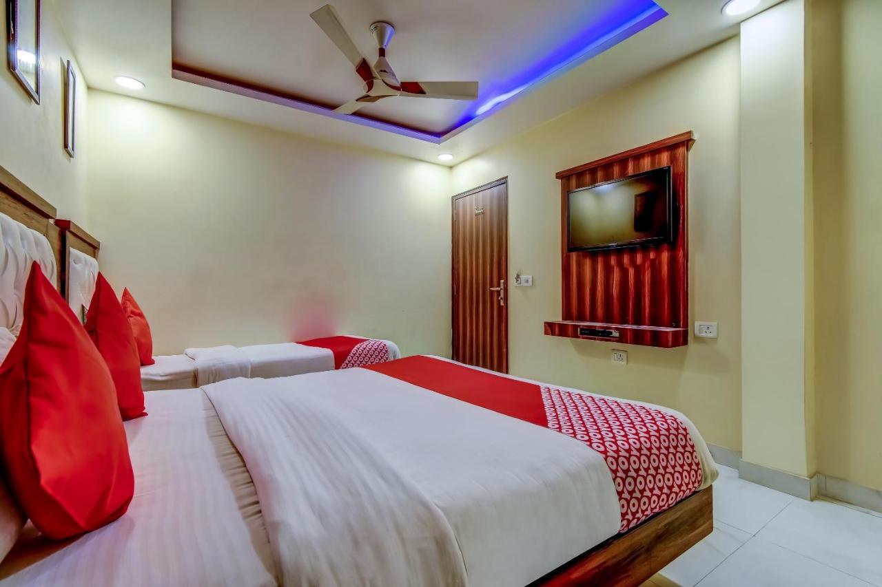 Hotel Sarthak Palace - By Pooja Hospitality New Delhi Exteriör bild