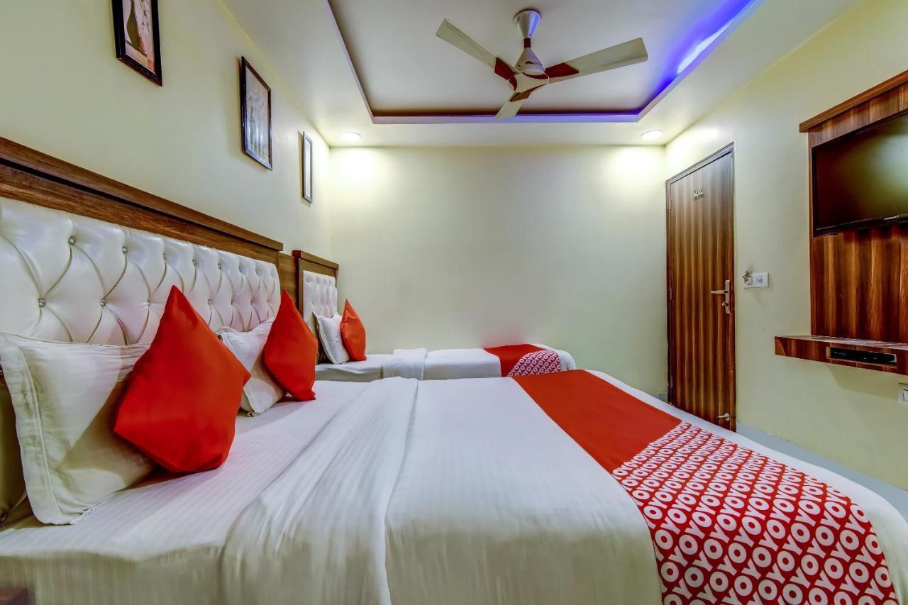 Hotel Sarthak Palace - By Pooja Hospitality New Delhi Exteriör bild